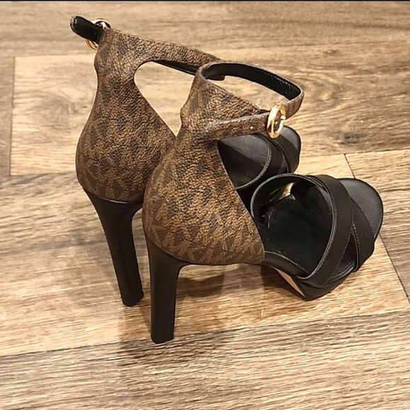 Michael Kors Alexia Logo Heeled Sandals - Picture 8 of 12